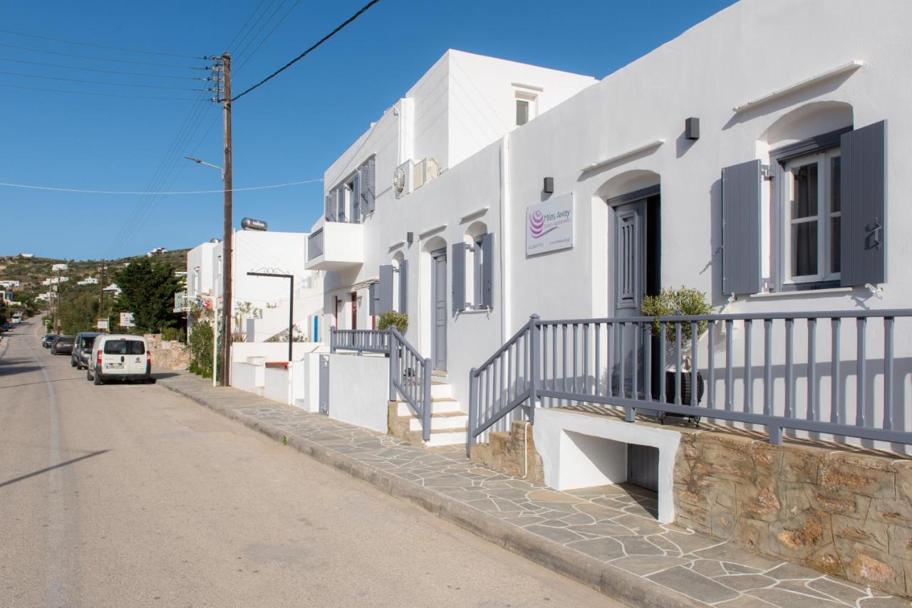 Miles Away Luxury Apartments Platis Gialos  Exterior foto