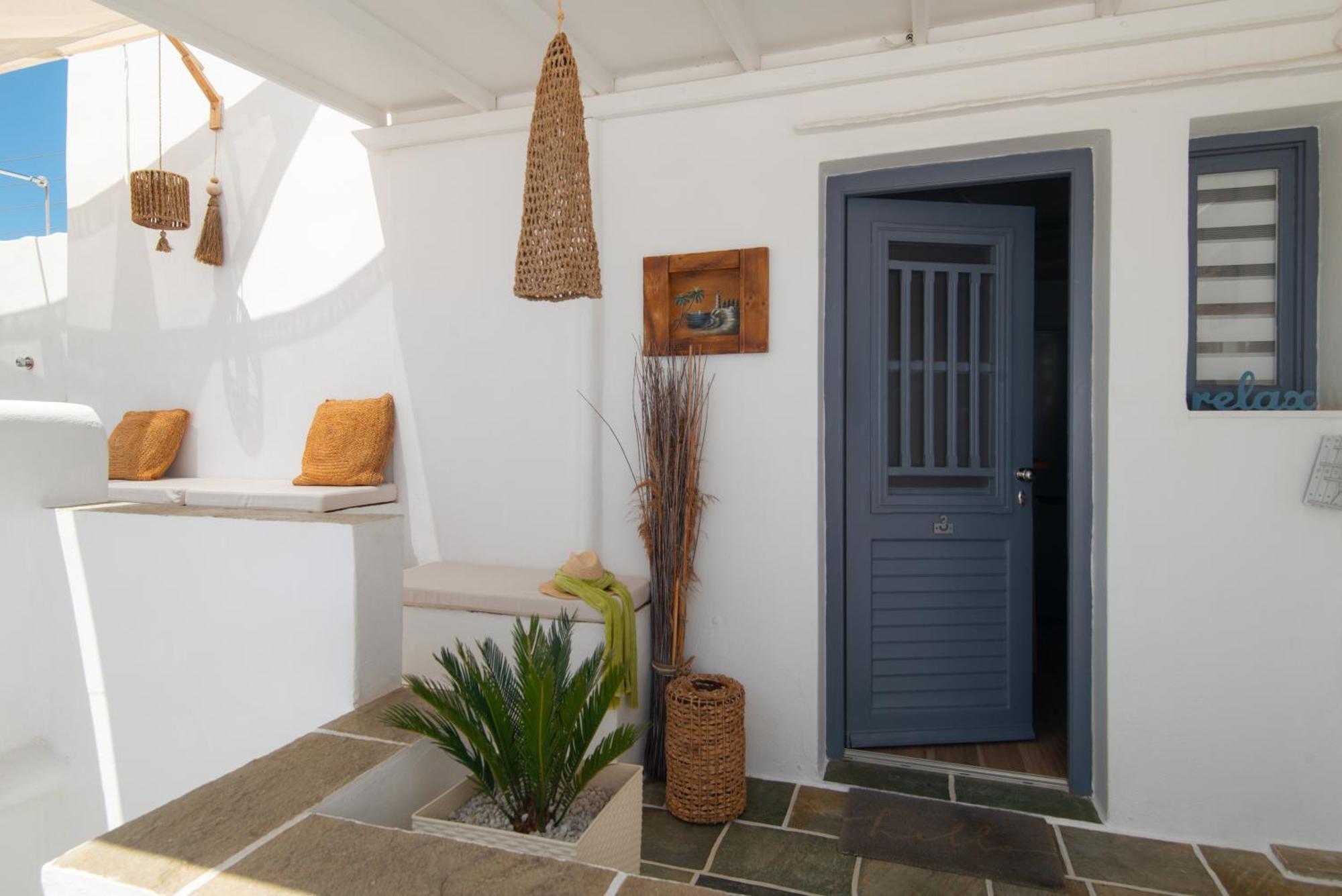 Miles Away Luxury Apartments Platis Gialos  Exterior foto